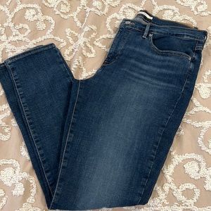 NWOT 311 Levi Jeans